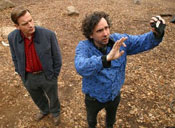 С Юэном МакГрегором на съемках Большой рыбы (2005)
